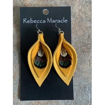 Boucles d'oreilles larmes et plumes de faisan Boucles d'oreilles larmes et plumes de faisan